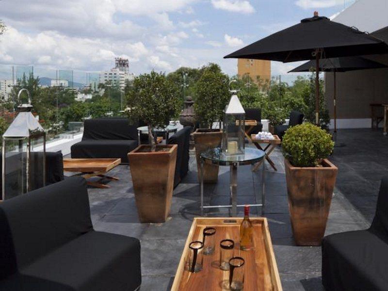 Demetria Hotel Guadalajara Exteriör bild